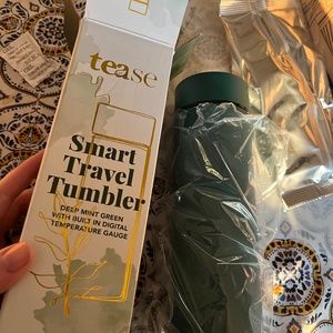 Tease smart travel tumbler